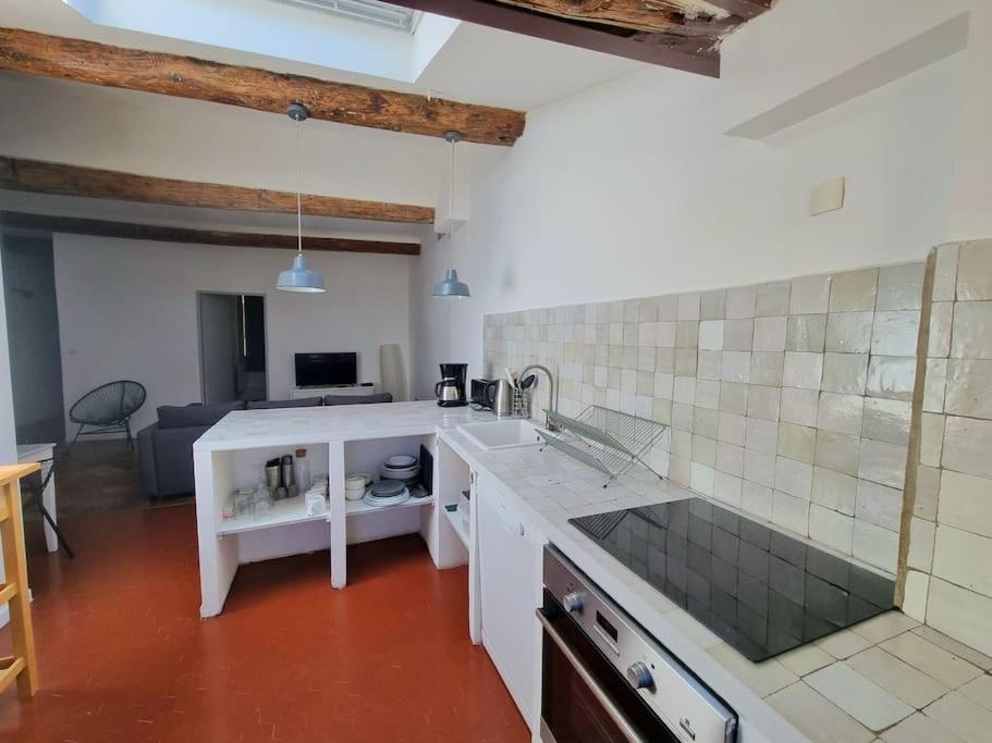 Apartment Spacieux Et Lumineux T3 - De Aix-en-Provence